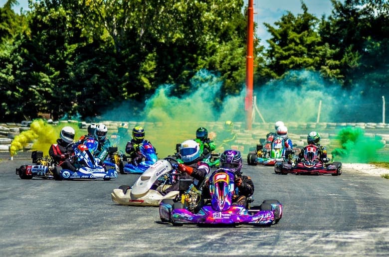 Los pilotos, que mayormente oscilan entre los 7 y los 20 años de edad—aunque se puede empezar a los 5—, ahora complementan la pista con gimnasio y simuladores
Gentileza/Kartódromo de Zárate